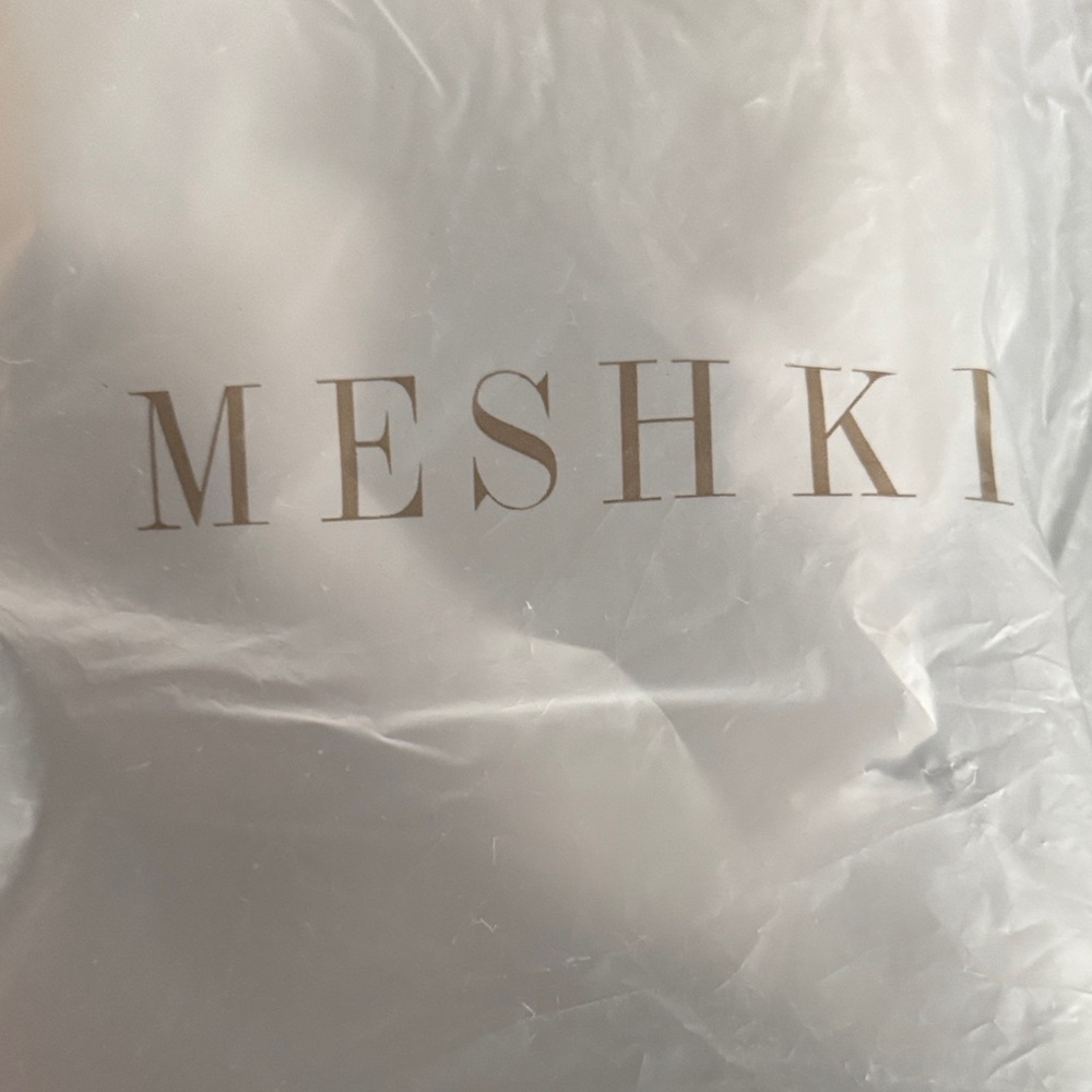 Meshki Elegant Silver Packaging - image 2